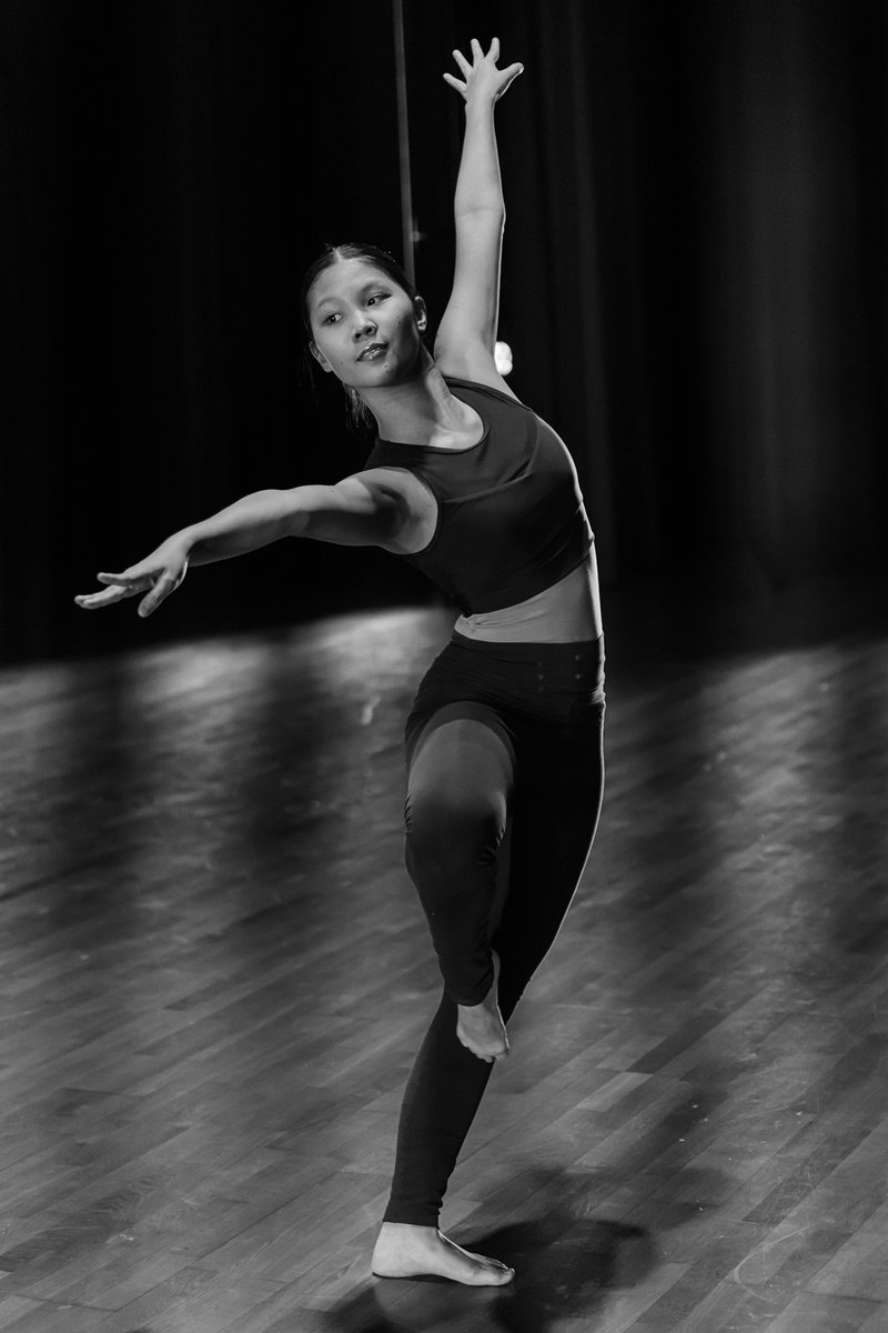 DCSG_Dulwich's tweet photo. We were mesmerised by our GCSE and IB #Dance Programme dancers who performed in our first live dance showcase last week! Their energy was electric and they wowed the audience with a high level of performance and choreography in various genres!
#LiveWorldwiseInAction https://t.co/Ia3T4qswnm