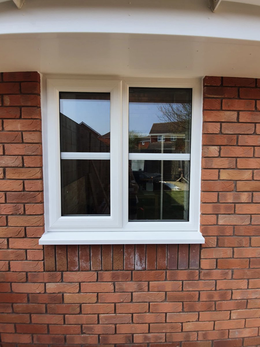 When it comes to supplying frames, we aim to meet all of your requests! The replacement windows for this property were installed with a 25mm Georgian bar to match the original windows in the property and were what the customer requested 👌🏼

#WorcestershireHour #supplyframesworcs