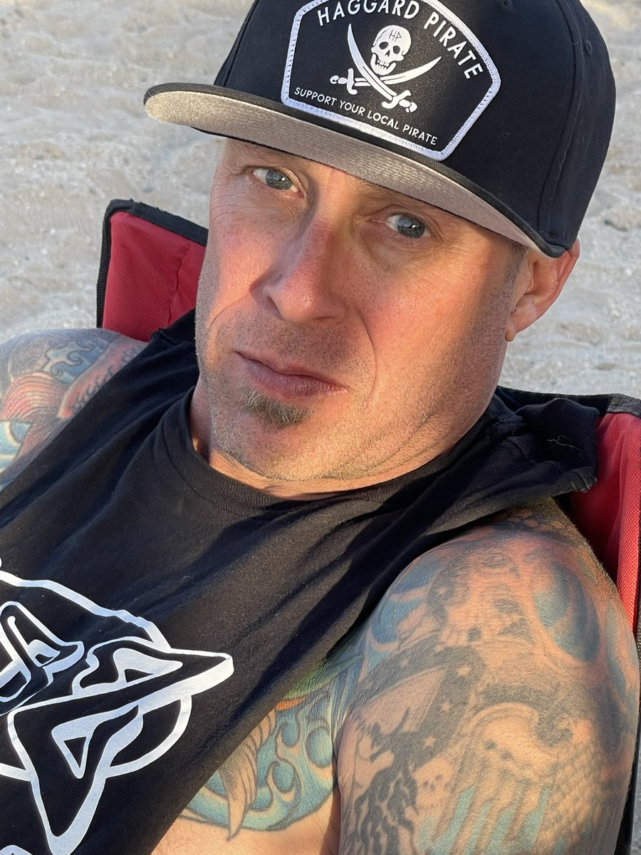 DavidMDossett's tweet photo. Camping trip https://t.co/aMfAFNwlwJ