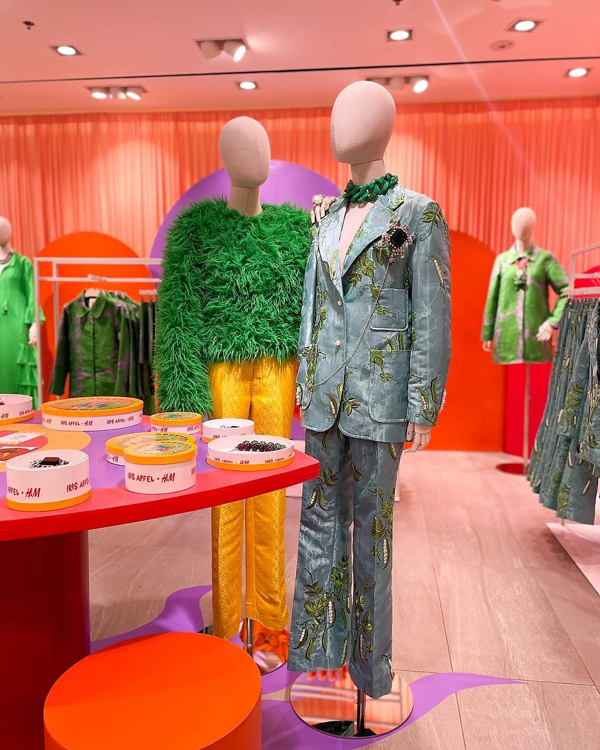 H&m glorietta 5 hot sale
