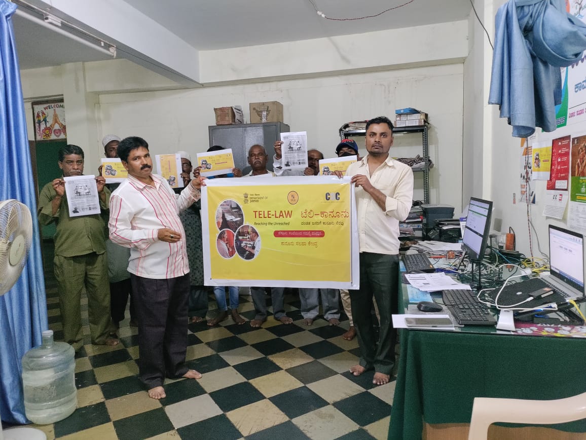 Tele_Law_'s tweet photo. Vle KUTUBUDIN HANIFSAB KITTUR Block District Dharwad awareness program https://t.co/eS90Qdh04c