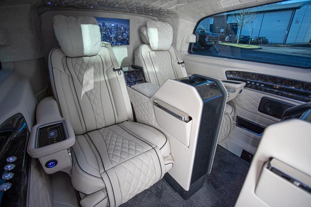 Senzati Electric Seats with Wireless Phone Chargers! #senzati #jetclass #jetspec #luxurymercedes #luxurymercedesbenz #luxuryvehicle #luxuryvehicles #mercedes #benz #vclass #vclassconversion #mercedesbenz #carsofinstagram #vansofinstagram