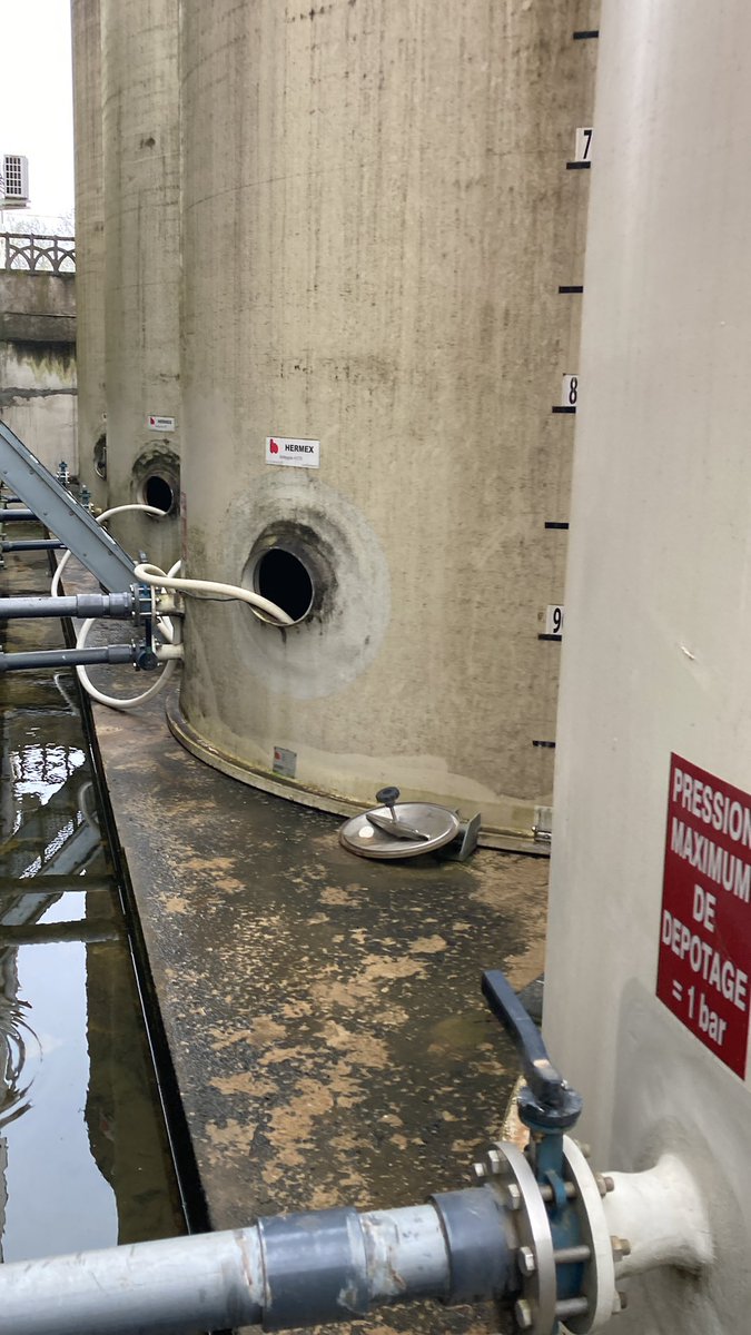 On fait les fonds de tiroir cette année pour la solution azotée! Pourra t on en avoir à prix décent pour 2023???
#Fertilizer #engrais <a href="/GroupeSoufflet/">Groupe Soufflet</a> <a href="/AntoineDeZutter/">DE ZUTTER Antoine</a> #FrAgTw #DamsDeereFarm #agriculture