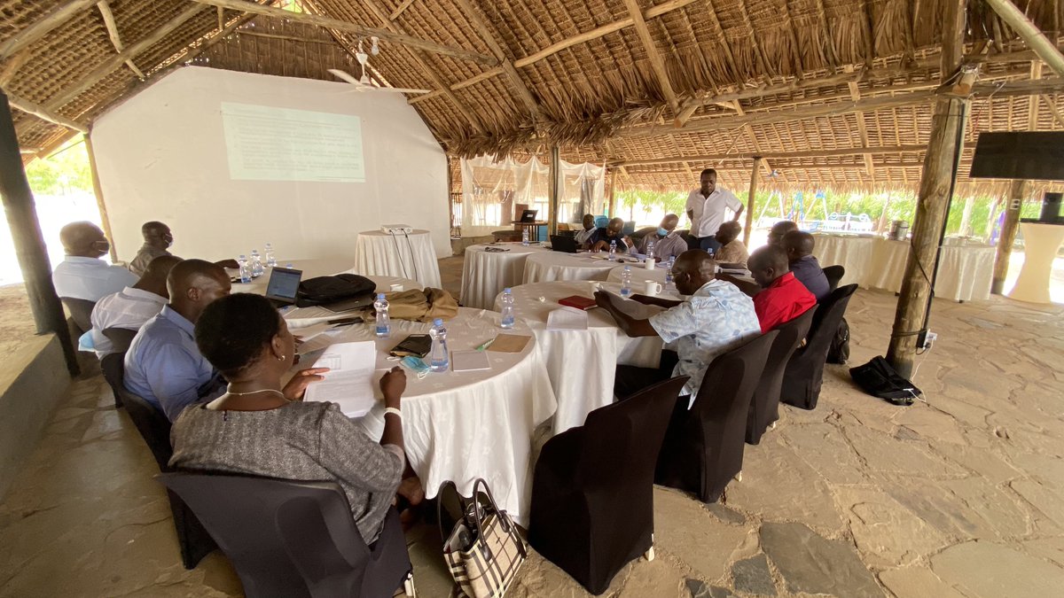We supported a co-creation workshop with @TurkanaCountyKE’s Health Management Team. Discussions included the Journey to Self Reliance for the Human Resources for Health, staff rationalisation, and the performance management of contracted health care workers.
#USAIDTransforms