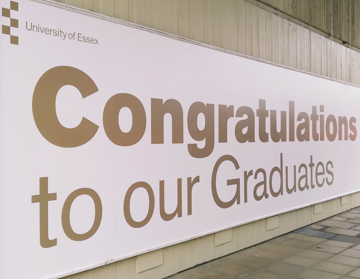 CONGRATULATIONS to all our graduating students!
We are so looking forward to celebrating your amazing successes with you later today.👏🍾🥳🎓