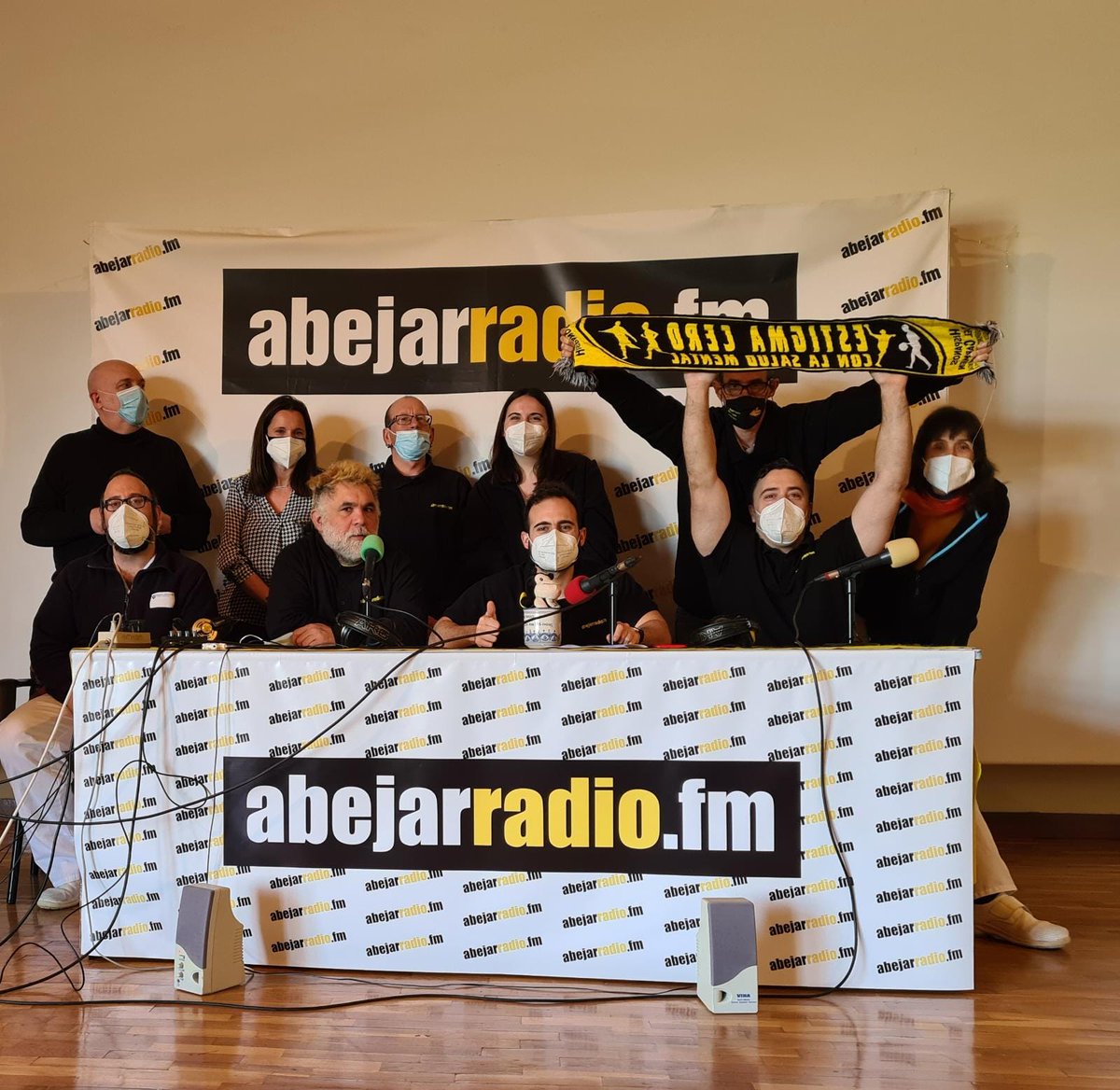 AbejarRadio's tweet photo. ABEJAR RADIO SIGUE SUMANDO PROGRAMAS CONTRA EL ESTIGMA.
Abejar Radio sigue sumando programas.En el programa de ayer nos visitaron Alicia y Noemí del @colegiocondes  si quieres conocer su gran labor pincha aqui 👇👇👇 @estigma0zgz @HHVoluntarZgz
https://t.co/gmWlzYPm65 https://t.co/8Yf1ALPusO