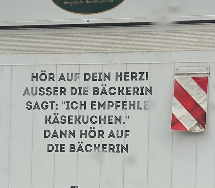 trollpunk69's tweet photo. Na toll, jetzt habe ich Hunger. https://t.co/5NFm02KyUA