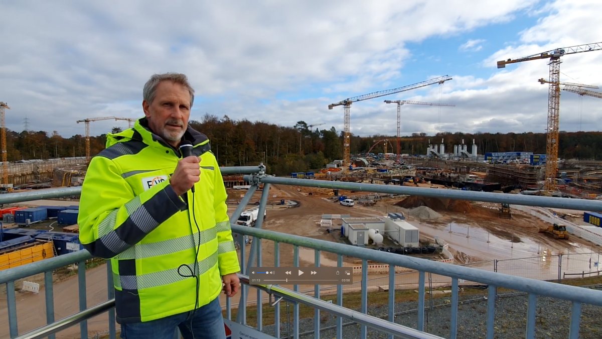 FAIR_GSI_de's tweet photo. Nächste Woche ist es so weit 📆 Wir freuen uns euch in unsere Online-Tour die GSI- und FAIR-Forschungsanlage zu zeigen 🤩👀 Teilchenbeschleuniger, riesige Detektoren und natürlich die Großbaustelle von FAIR 🚜🏗 

Di, 5. April, 10.00
Alle Infos: https://t.co/ENf92AJSyD © GSI/FAIR https://t.co/9uPu4i5f9P