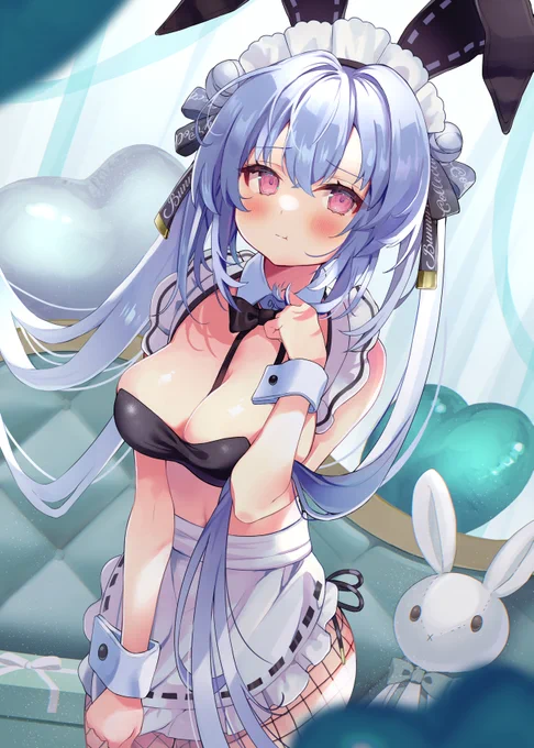 メイドバニー 