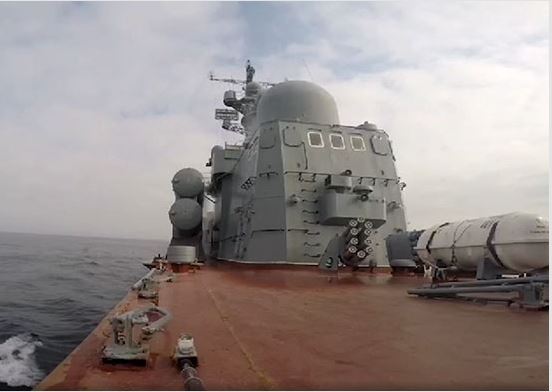 NavyClippings's tweet photo. Crews of missile boats R-298 and R-29 of the water area protection unit of the Primorsky Flotilla of the Pacific Fleet hit a sea target simulating an enemy ship with Moskit missiles in the waters of Peter the Great Bay.  #navy #navyclippings #navynews

https://t.co/tOcx4TIryI https://t.co/nbjl51E0CH