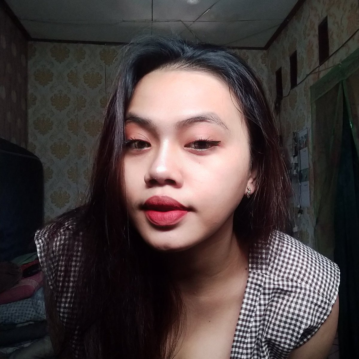 virnadew_dew's tweet photo. #FotoProfilBaru https://t.co/VPcsTH36gh