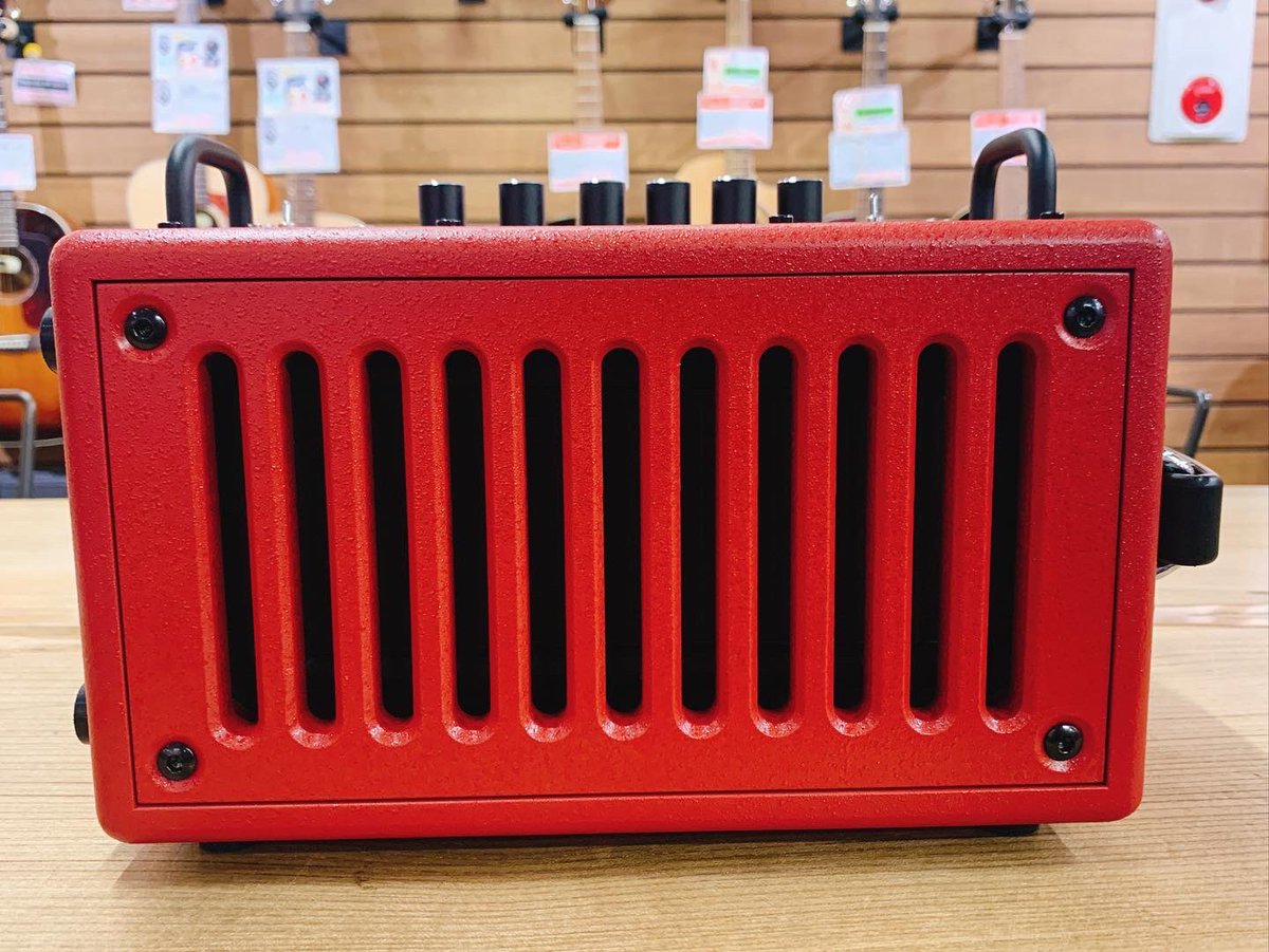 Hamachan_1968's tweet photo. PJB ベースアンプの中でもロングセールスモデルです♪
PJB Double Four Red
小ぶりでありながら音の広がりは素晴らしく
ナチュラルなサウンドも定評があります♪
宜しくお願い致します😊
#PJB #DoubleFour #ベースアンプ #木定楽器店 #木定で買おう https://t.co/6HNCnvWdrj