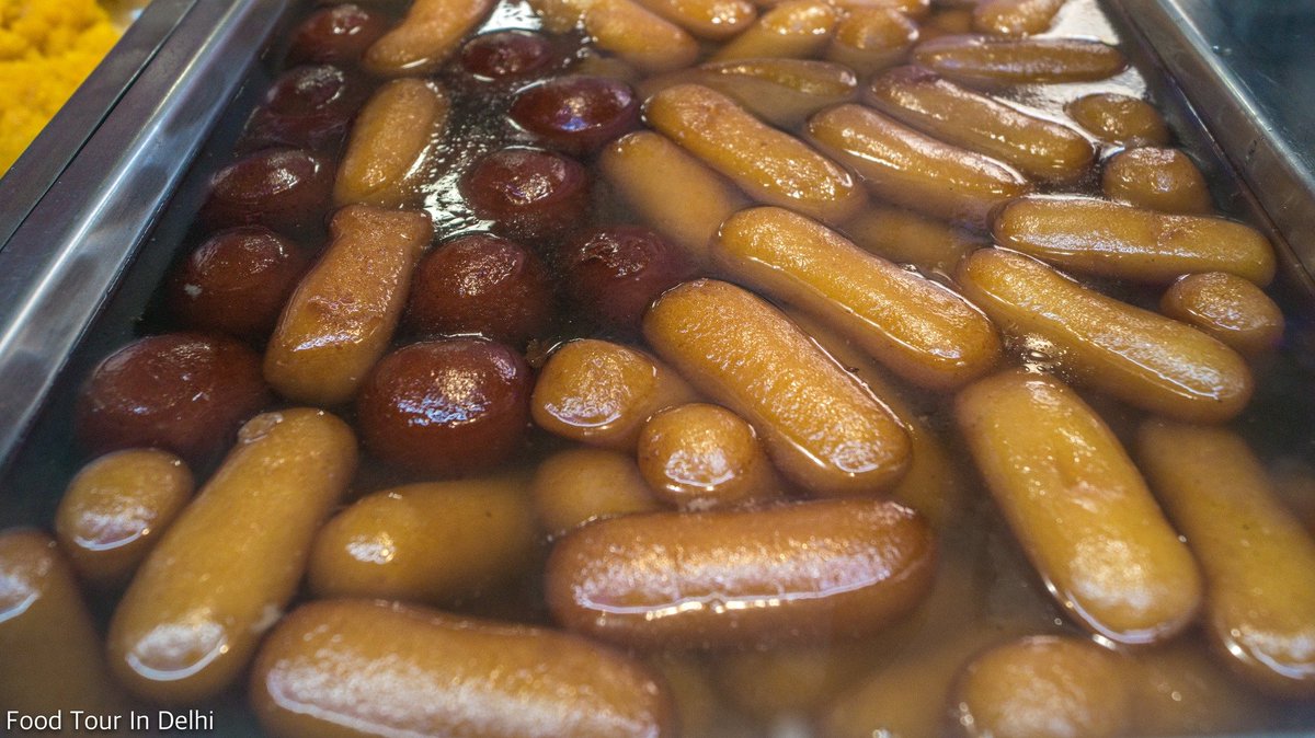 FoodTourInDelhi's tweet photo. Some desserts.
Gulab Jamun, Daulat ki chat and Nagori Halwa. 
 #indiandesserts #foodpics #foodtours #phototours #food #sweets  #incredibleindia #foodie #desserts https://t.co/39wyRTagwz