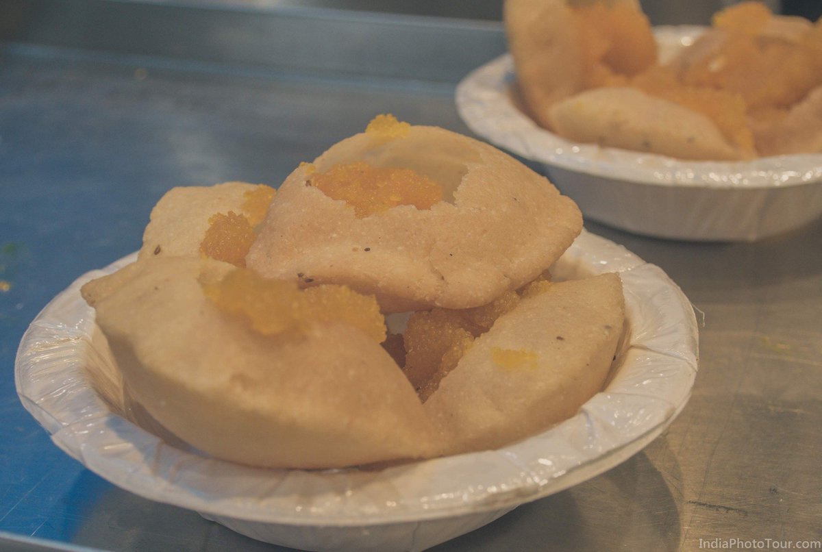 FoodTourInDelhi's tweet photo. Some desserts.
Gulab Jamun, Daulat ki chat and Nagori Halwa. 
 #indiandesserts #foodpics #foodtours #phototours #food #sweets  #incredibleindia #foodie #desserts https://t.co/39wyRTagwz