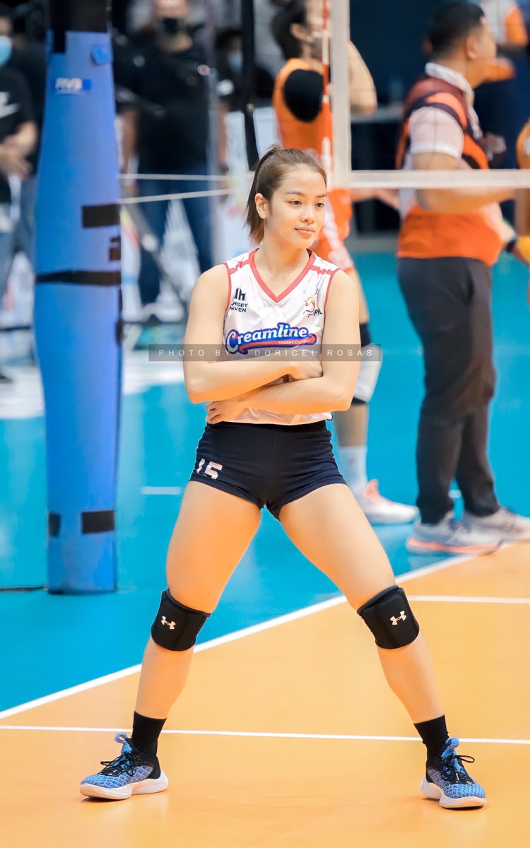 dori_ceL's tweet photo. I caught her being cute 🥰
#jemagalanza https://t.co/OR4uehu2YU
