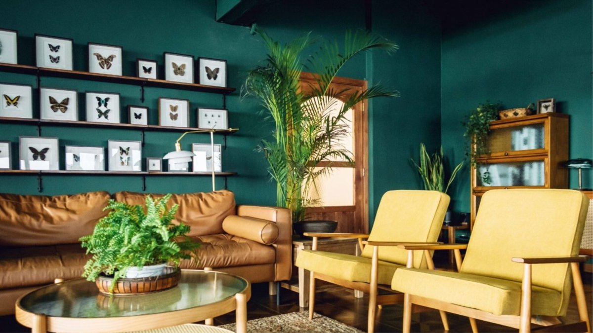These are the most popular paint colours to use in every room in your house according to Google 🎨

👉 lifestyleasia.com/ind/culture/ar…