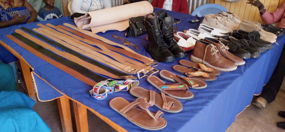 FFSPAKe's tweet photo. Laikipia Livestock Marketing Society based in Kimanju, Laikipia North is adding value to hides and skin from their livestock. They are making shoes, belts, handbags and other ornaments #FarmToMarket #FarmForestry #Laikipia #ValueAddition https://t.co/xGwo49bvvY