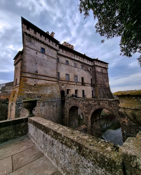 Visit Lazio tweet media