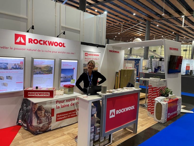 ROCKWOOL_France's tweet photo. 📢 #NORDBAT a ouvert se portes hier. A cette occasion, nous avons présenté notre partenariat avec Maxeem, un nouveau service qui accompagne les artisans dans la gestion de leurs dossiers #CEE. Venez découvrir nous nouveautés et rencontrer l'équipe #ROCKWOOL sur le Stand I42. https://t.co/vVMx9r8mjJ