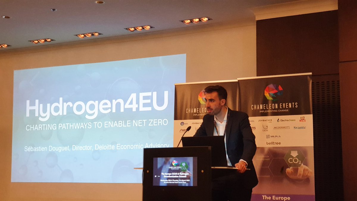 IOGP_EU's tweet photo. Sébastien Douguet @DeloitteFrance is presenting the #Hydrogen4EU study at the #CCUSH2 Decarbonization Summit! 👏

The study finds that the optimal role of #hydrogen in the transition is enabled by a diverse set of technologies and supply options.

🔎https://t.co/kC4faM8LeK https://t.co/sv4dOfSyoK