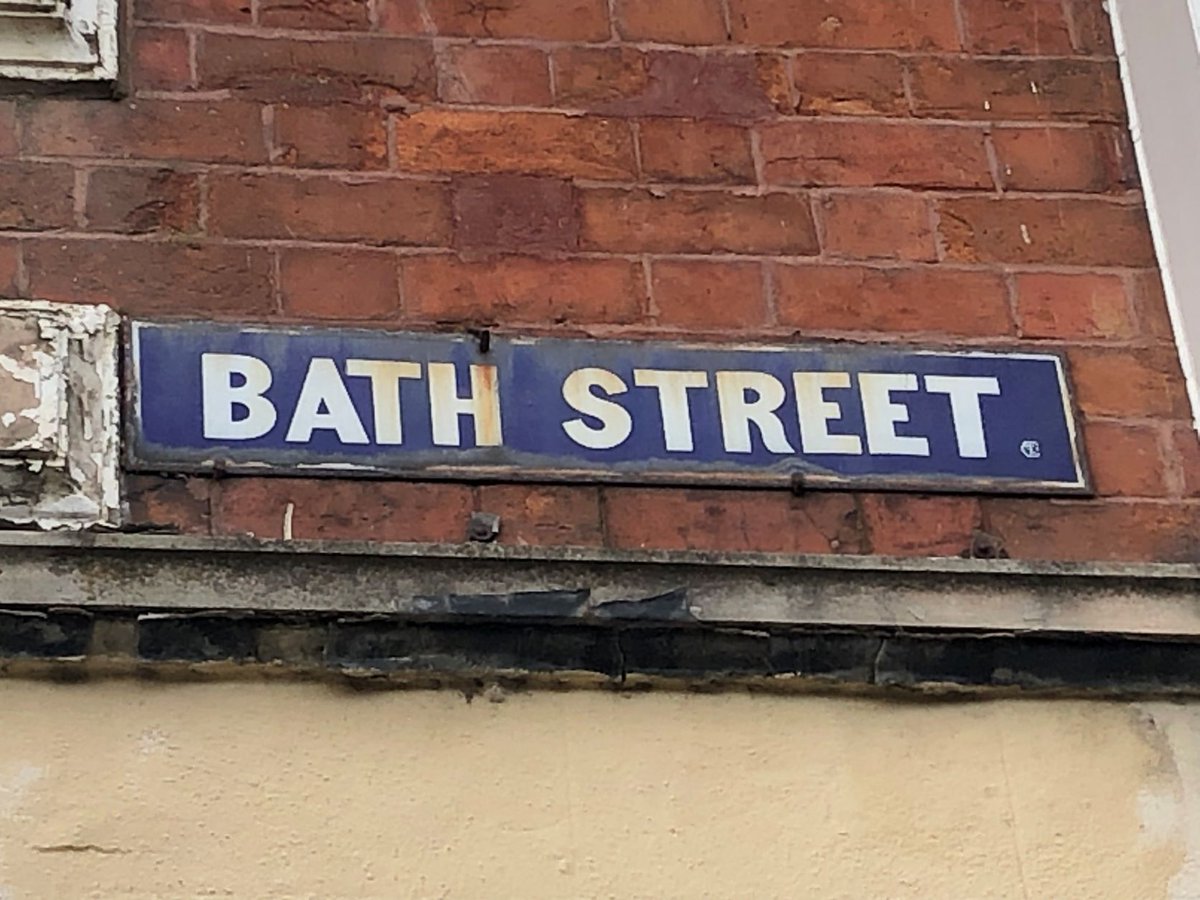 SouthportTHP's tweet photo. Hello #Southport people! What's the oldest surviving street sign in Southport? And when do these date from?
(It's not a quiz - we genuinely want to know!) https://t.co/vYa40dsDQ4