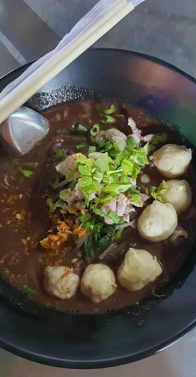Masi3r's tweet photo. อาหารเที่ยงของวันนี้ https://t.co/sRHP3WKDmx