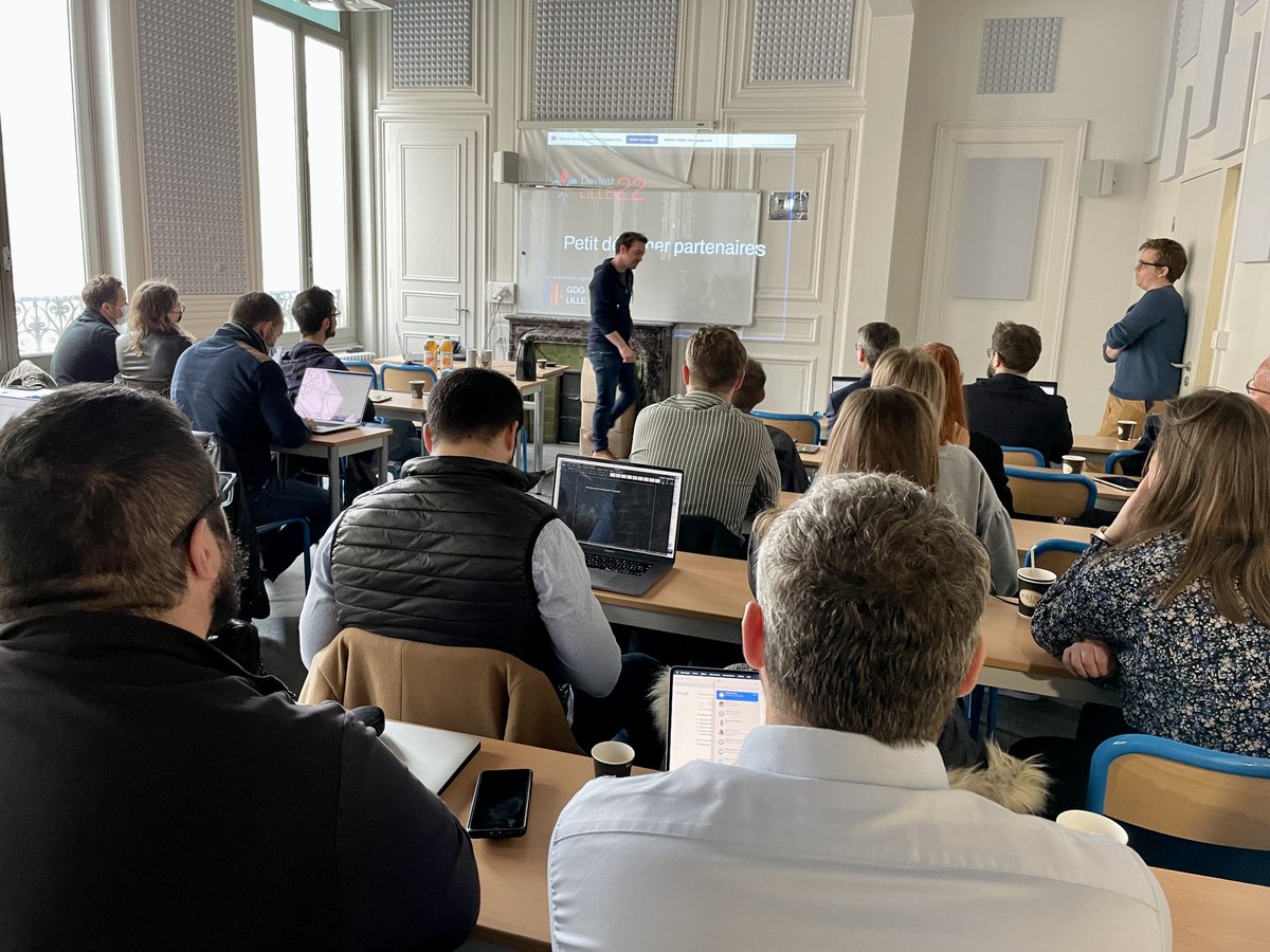 DevfestLille's tweet photo. Merci à tous nos partenaires pour leur présence ce matin lors de notre habituel petit déjeuner ☕️ 🥐
Préparez-vous ils sont sur les starting-block pour le 10 Juin ! https://t.co/eQUTTN1a8G