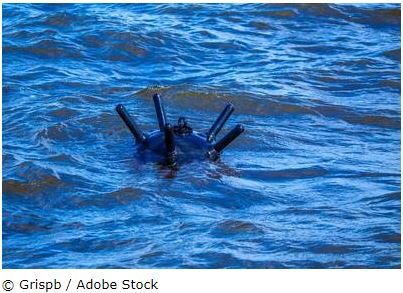 NavyClippings's tweet photo. A military diving team deactivated a stray naval mine off Turkey's northwest coast on Monday, Turkey's defense ministry said, the second such device to be defused in the area in days amid the war in Ukraine.  #navy #navyclippings #navynews #submarine

https://t.co/Vv0R1SWmRA https://t.co/AAO2MCLsjH