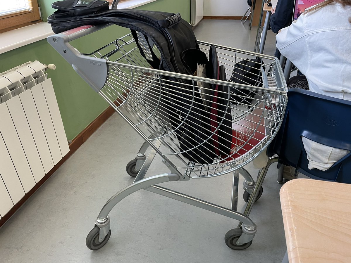 sheilaseiler's tweet photo. I’m grateful for kids with a wicked sense of humor. #nobackpackday https://t.co/nXgeIgzWdA