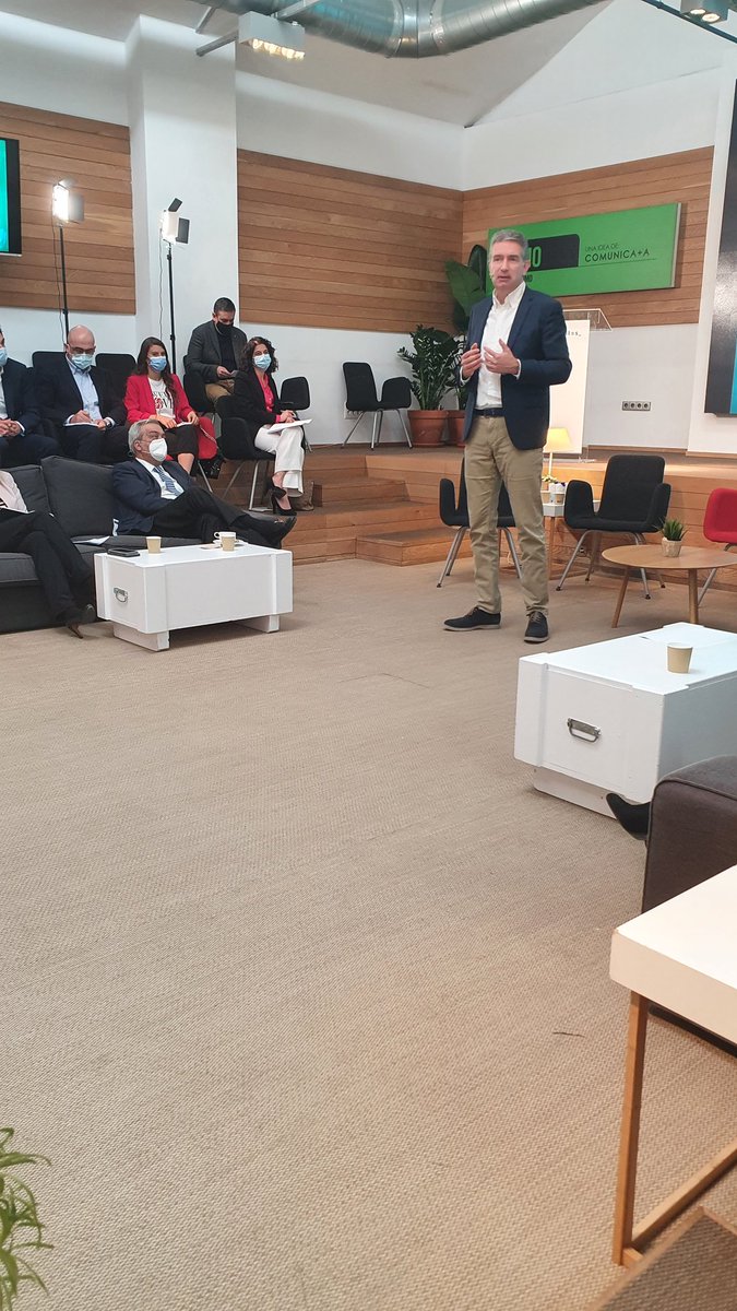 DigitalES_ tweet media