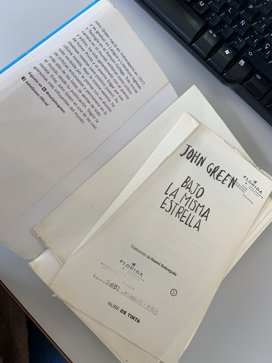 mavapla's tweet photo. Coneixeu l’hospital de llibres?, aquest està a la sala d’espera! 😅 @FloridaSec  #bibliotecaescolar https://t.co/ogKWbZiAnR