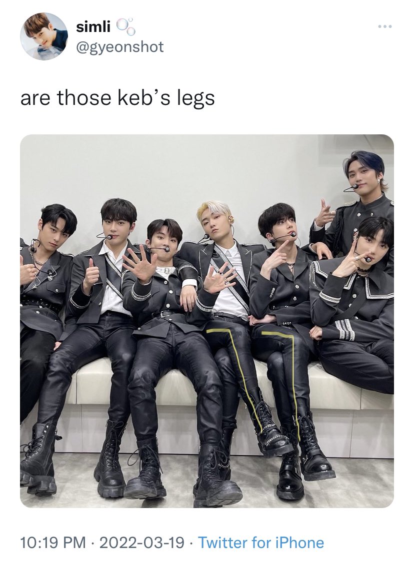 THEBSTRUGGLES's tweet photo. let us know when ya’ll hv figured it out 👍🏽 https://t.co/0IoKyCtfEK