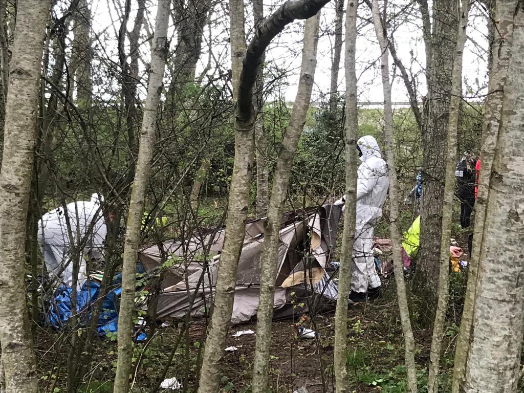 Nouvelle expulsion d’un campement à Dunkerque, où 300 personnes se retrouvent sous la pluie, la grêle et un froid à 3°, sans tente. L’Etat les empêche de rester à la frontière tout en les empêchant de rejoindre l'Angleterre de façon sûre.