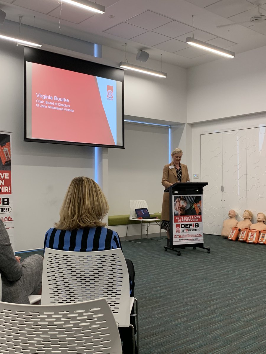 Fantastic initiative launched tonight by @StJohnVic - Defib In Your Street bringing public AEDs to within 400m of every resident in Reservoir! #FirstAidSavesLives #MinutesMatter #ItTakesACommunityToSaveALife