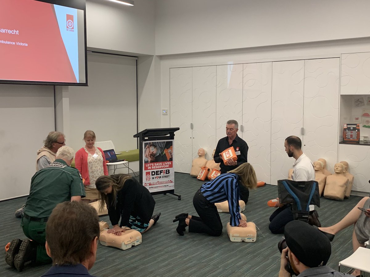 MikeRayVic's tweet photo. Fantastic initiative launched tonight by @StJohnVic - Defib In Your Street bringing public AEDs to within 400m of every resident in Reservoir! #FirstAidSavesLives #MinutesMatter #ItTakesACommunityToSaveALife https://t.co/OR2ZBhItgb
