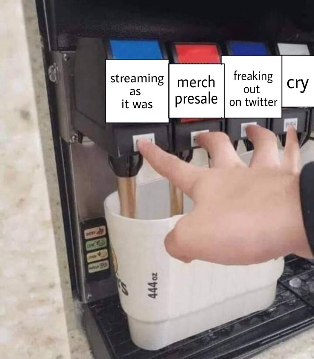 sunfflouwerry's tweet photo. basically today: stressful https://t.co/o8ZzVK7Zhz