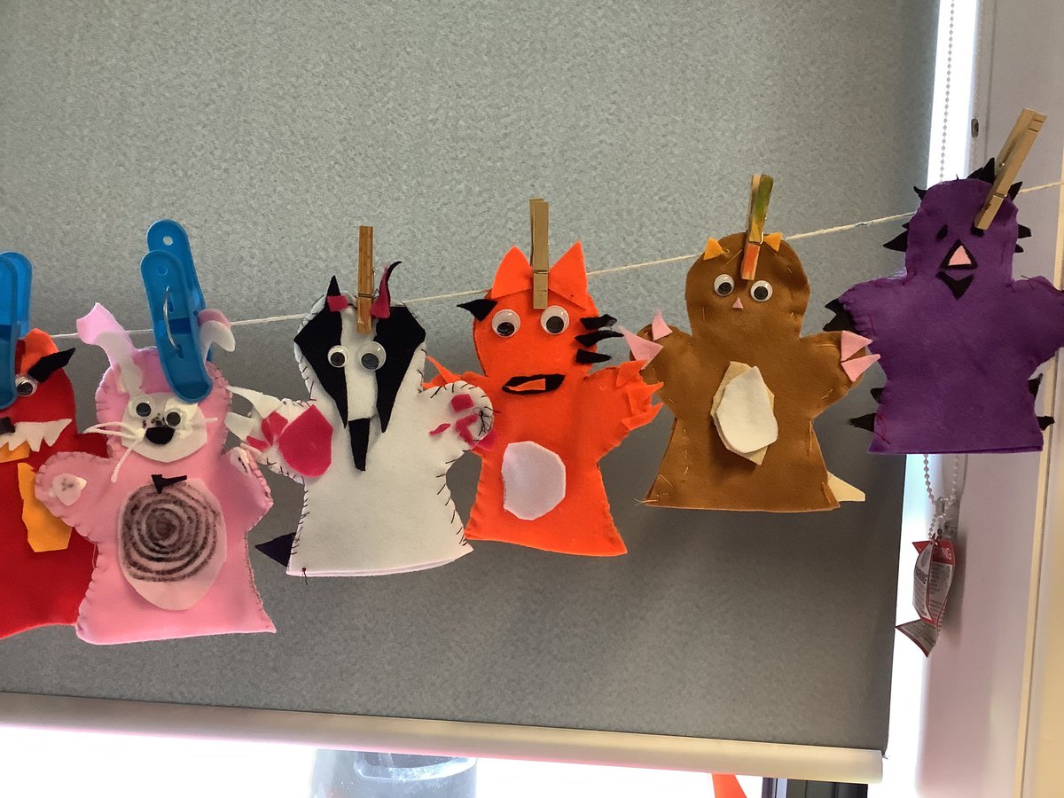 HeathfieldPNS's tweet image. Hedgehogs have really enjoyed learning how to sew in their DT lessons. They have designed and made some fabulous woodland animal puppets.  #eagertolearn #aiminghigh