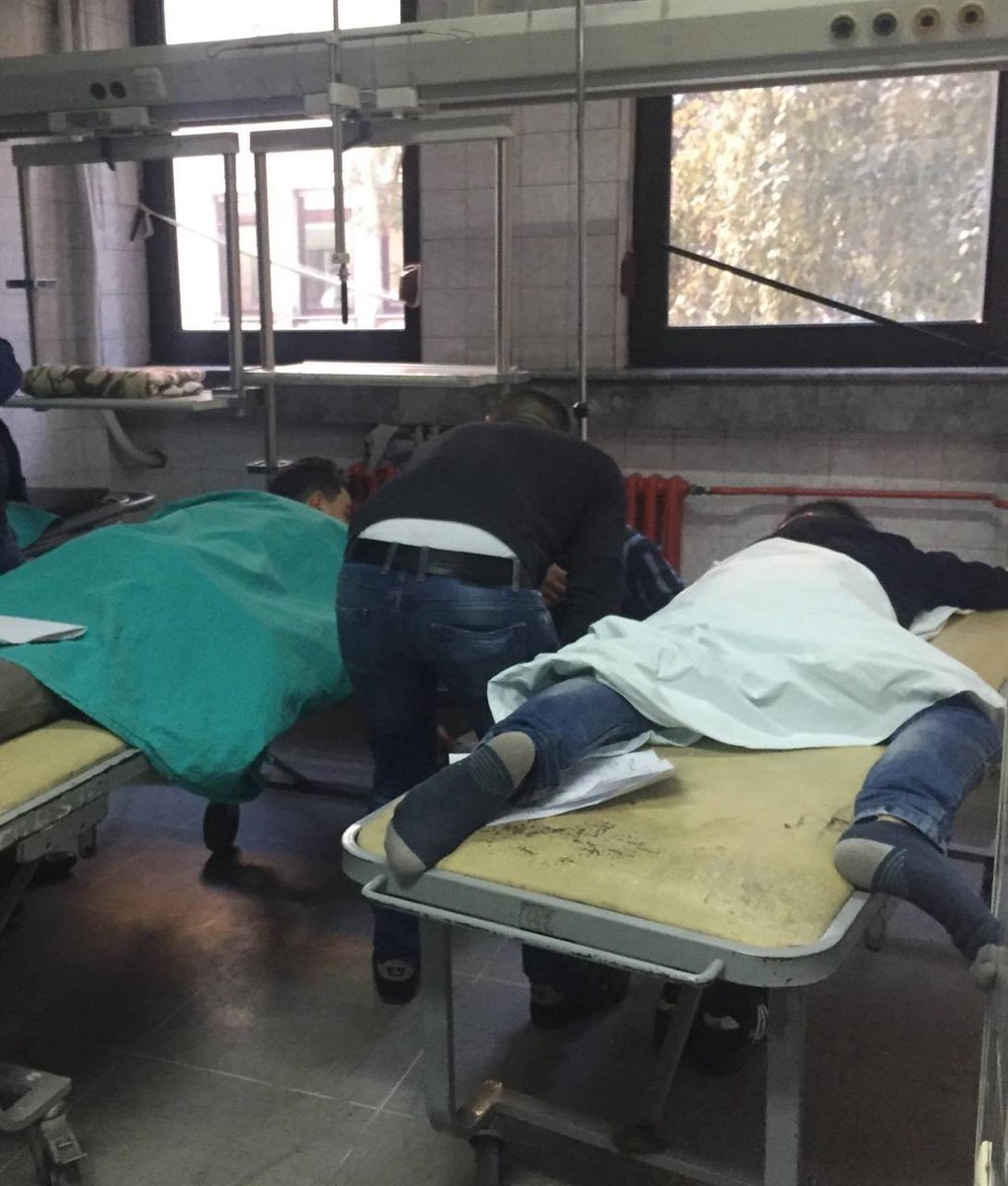 johnkrokodil's tweet image. Болницата во Гостивар