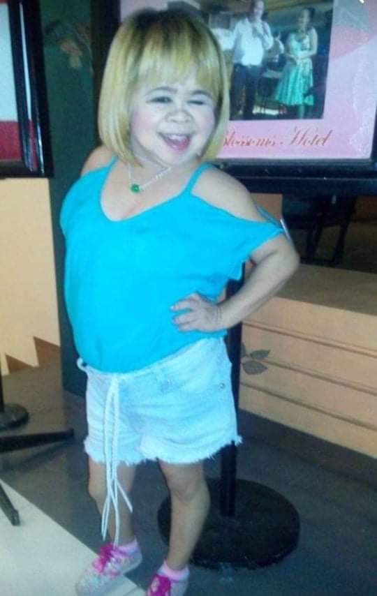 Hindi mo kailangang makipagtalo para lang mapatunayan na matatag kang tao.Minsan, kailangang manahimik hindi dahil sa takot tayo, kundi dahil, ang matitinong tao hindi papatol sa mga taong ka-Lebel lang ng aso.

MAHAL'S 7th MonthsInHeaven