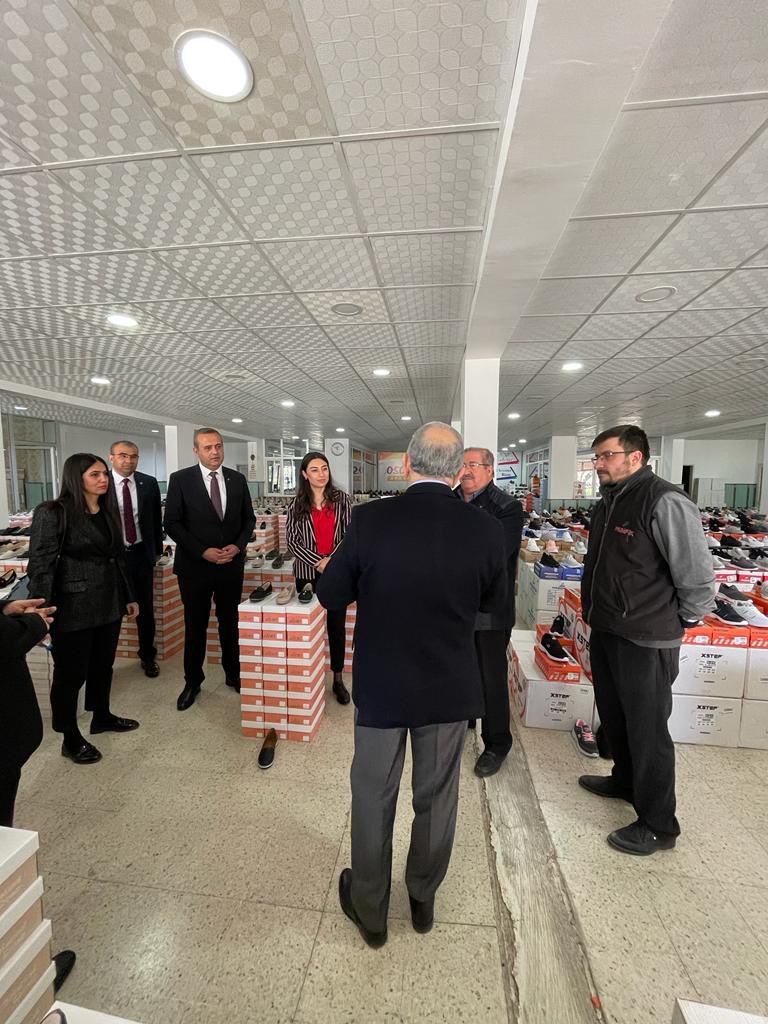 gazianteptedeva's tweet photo. Ayakkabıcılar Sitesinde esnafımızı ziyaret ediyor sorunlarını dinliyoruz. https://t.co/pI3KAnB0mE