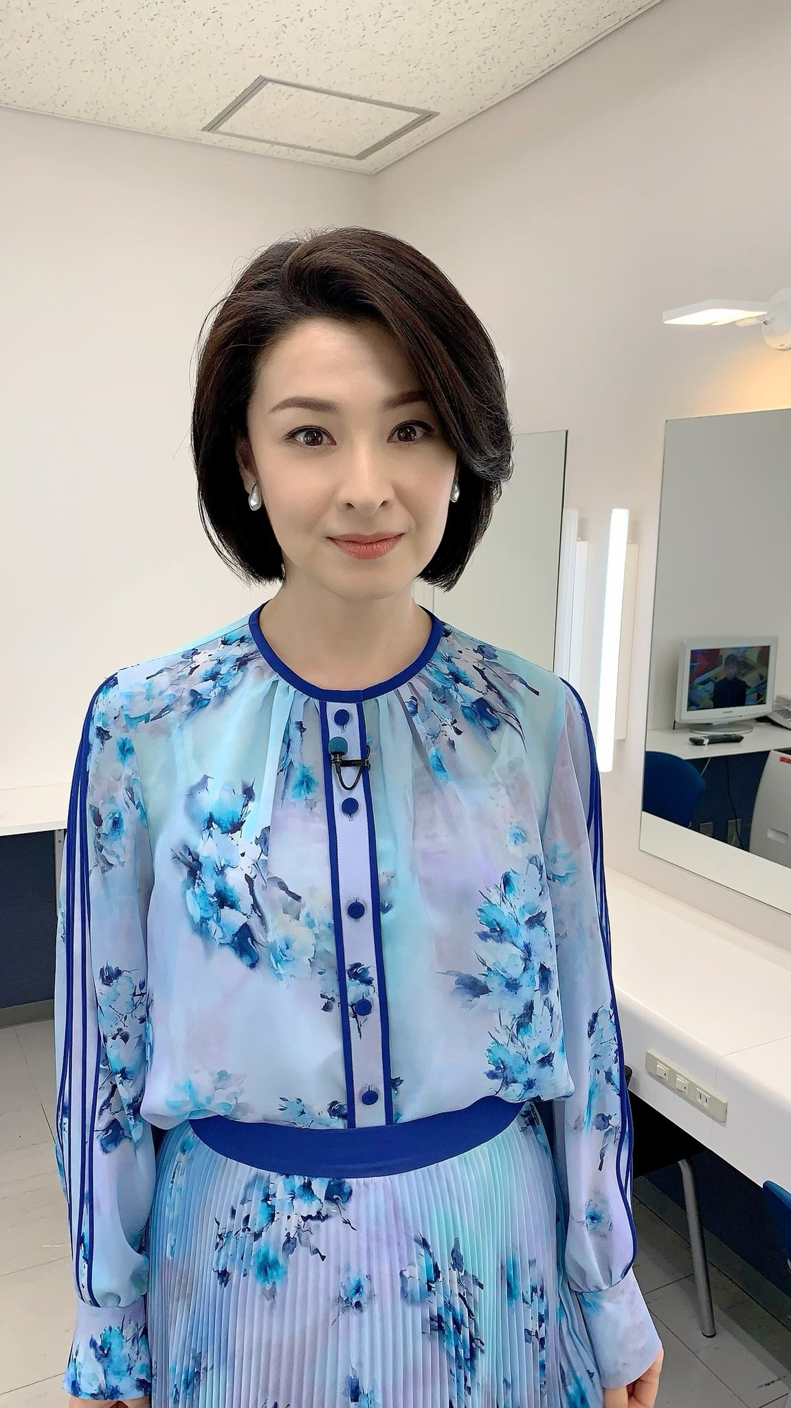 クロステイル 檀れい服 衣装 バッグ ワンピース ジャケット のブランドは Fashiondrawer