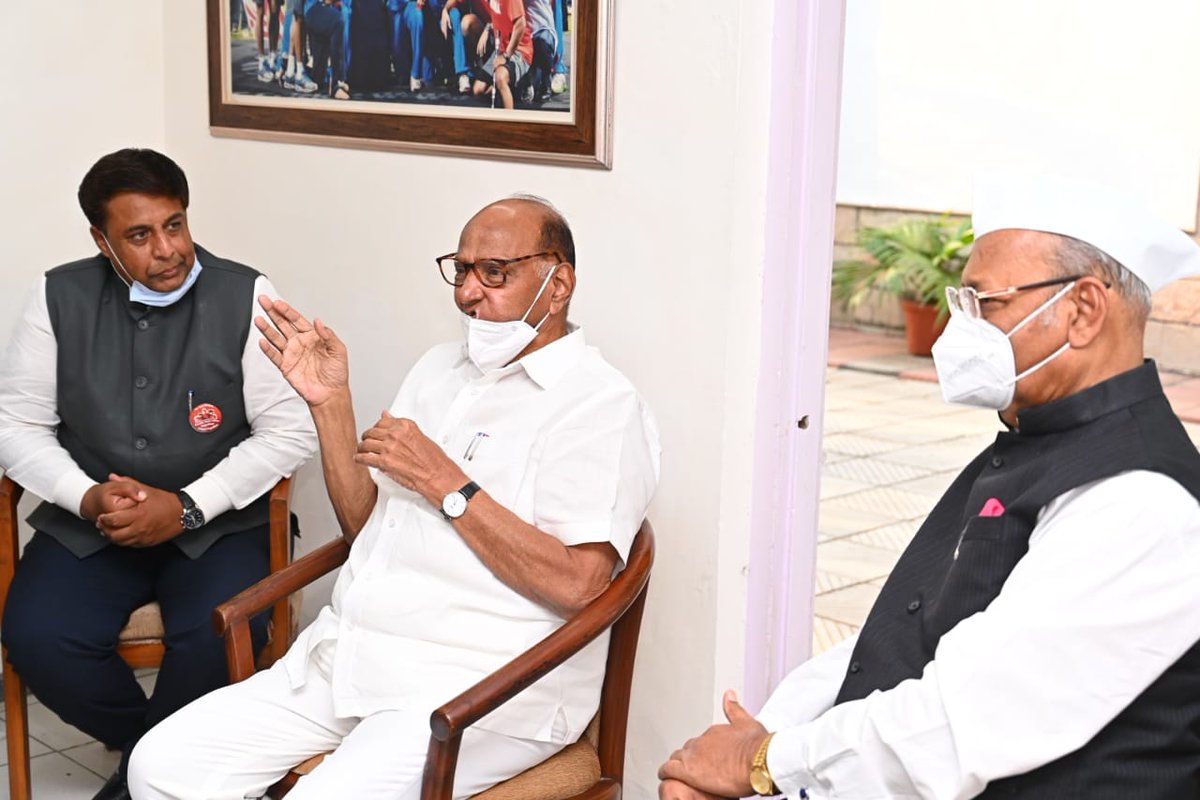 mit_sog's tweet photo. #MITSOG's MPG 17th batch students interacted with @PawarSpeaks - Padma Vibhushan, MP, Rajya Sabha & National President, @NCPspeaks, Former Union Minister for Agriculture & Defence, Govt. of India on Day 8 of National Study Tour 2022
#CareerinPolitics #NationalStudyTour https://t.co/jqZd355orb