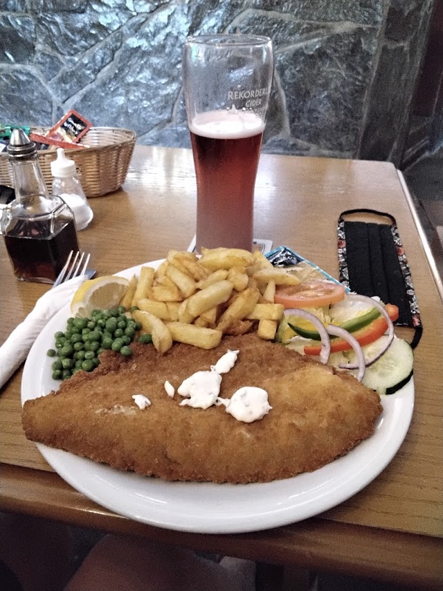 randompubbot's tweet image. Penrhiwllan Inn; Llandysul Road, New Quay SA45 9RF, UK google.com/maps/place/?q=…