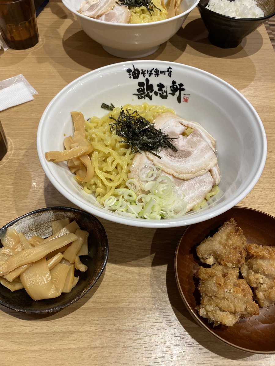 Byoooooooooongo's tweet photo. 5日ぶりの油🦁 https://t.co/xo498ASV8G