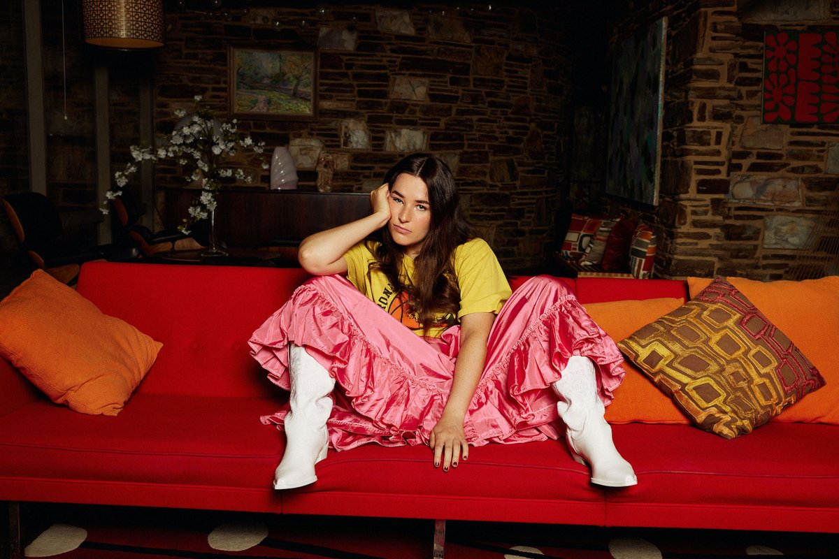 THE LINE of BEST FIT tweet media