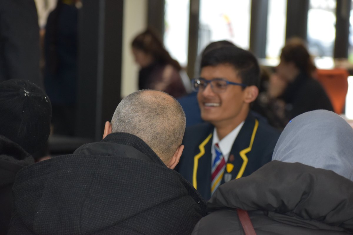 ChilternA's tweet photo. Thank you to all Year 6 parents/carers who came to our Coffee Morning. It was a great opportunity to speak to key members of staff, including our Headteacher, Mr Douglas. Keep an eye out for our upcoming communications! https://t.co/vs5pSMSXcP