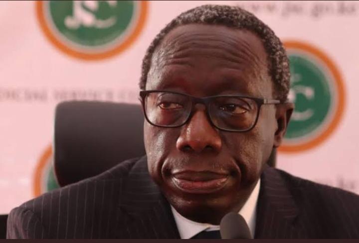 DaesakThe's tweet photo. The fact that the president took certain steps and actions at the inception of the popular initiative process [BBI Amendment Bill] is irredeemably flawed: Justice Ouko
 #BBIFinalVerdict https://t.co/m9hUbgV0Yp