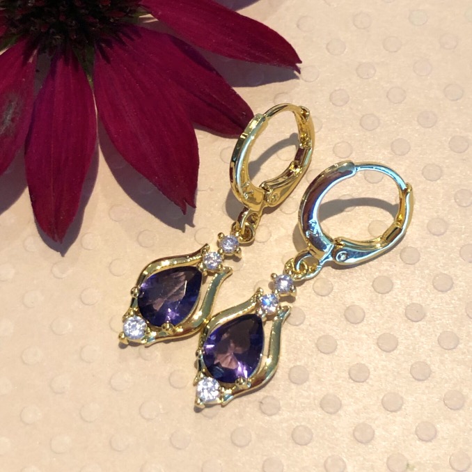 BBrillance's tweet photo. ✨💎 Boucles Joanna Amethyste https://t.co/KQeqdiClwD ⭐️ #BestFollow #Bijouterie 
#NewWebSite #NewSite #Purple Québec #Canada #FastShipping #BijouterieBrillance https://t.co/VtBP48Bmu5