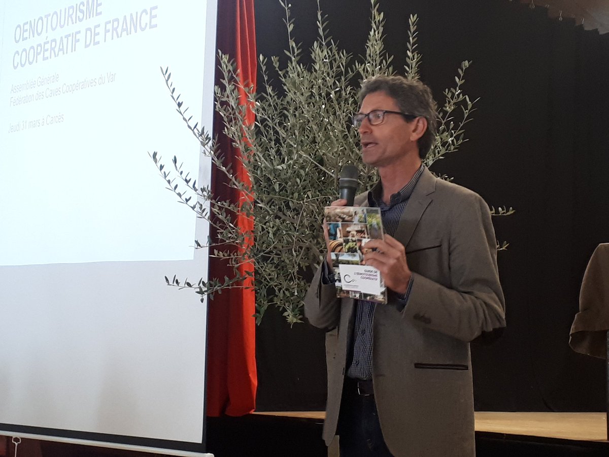 Haller (@annehaller_vcf) on Twitter photo Présentation du guide de l' #oenotourisme coopératif par Olivier Houles. Pourquoi et comment développer l activité oenotouristique de nos caves coopératives. <a href="/JoelBoueilh/">Joël Boueilh</a> <a href="/SylvieAlem/">Sylvie Alem Monbazillac</a> <a href="/VigneronsCoop/">La Coopération Agricole - Vignerons Coopérateurs</a> Présentation du guide de l' #oenotourisme coopératif par Olivier Houles. Pourquoi et comment développer l activité oenotouristique de nos caves coopératives. <a href="/JoelBoueilh/">Joël Boueilh</a> <a href="/SylvieAlem/">Sylvie Alem Monbazillac</a> <a href="/VigneronsCoop/">La Coopération Agricole - Vignerons Coopérateurs</a>