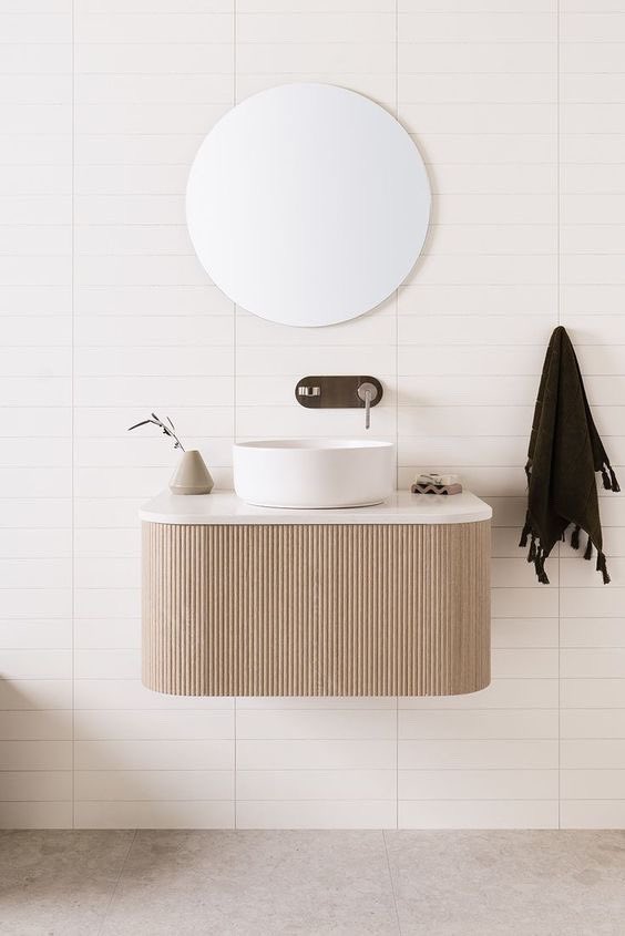 Falling in love with Adp Australia’s Waverley vanity! The curves and texture can add a calming, coastal vibe to any bathroom. 
⠀⠀⠀⠀⠀⠀⠀⠀⠀
For inspiration only.
Photo credit: Pinterest 
Design: Adp Australia